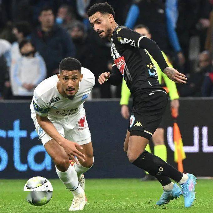 英雄联盟竞猜-关于里昂冲刺阶段回应争议，志在足总杯名次提升，赛场秩序良好，阵容厚度经受考验的信息